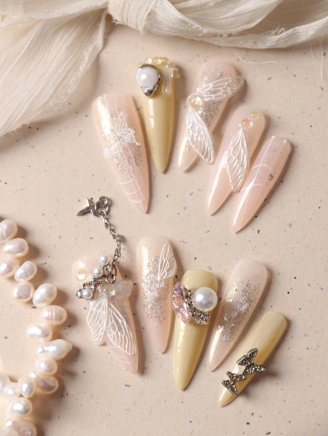 10 Stück lange künstliche Nägel mit Libellenmotiv, inklusive 1 Blatt Klebestreifen und 1 Mini-Feile