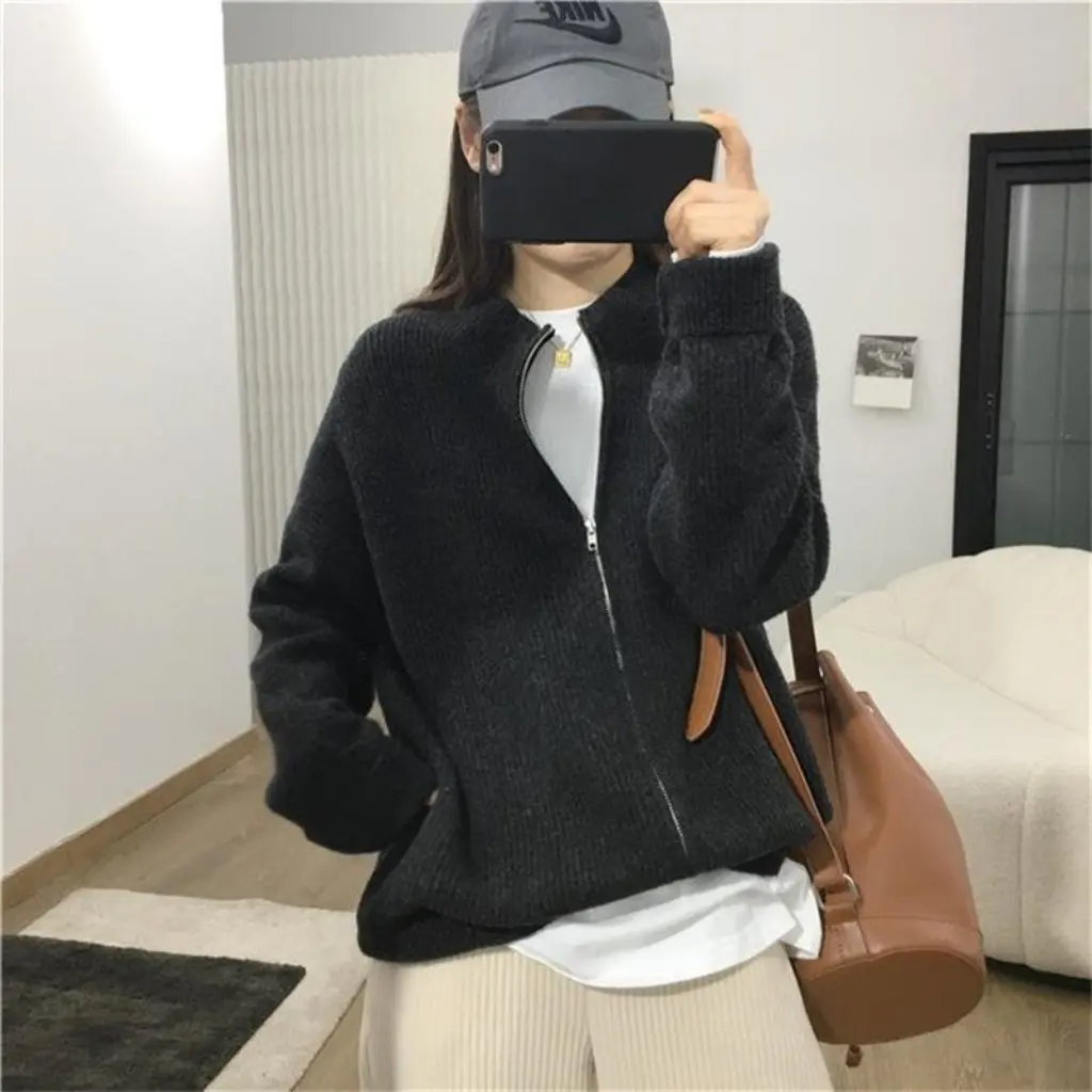 

Women's Korean-Style Cashmere Knitted Cardigan Zipper Sweater Loose Lazy Collar Jacket Top for Spring And Autumn