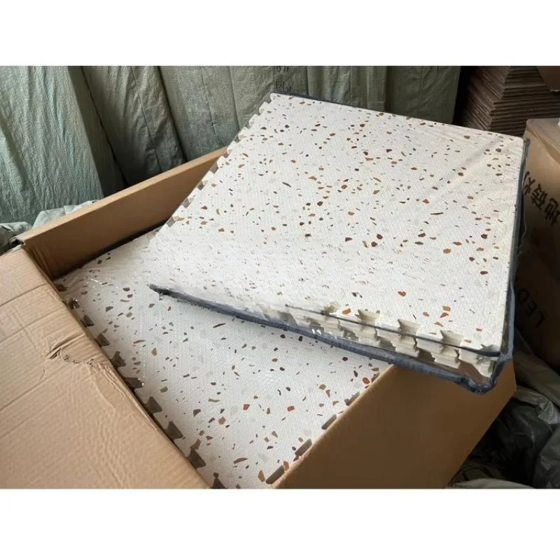 Floor Mat 60 * 60cm EVA Puzzle Floor Mat Soft Interlocking Foam Floor Tile with Frame Children 6 pieces a bag