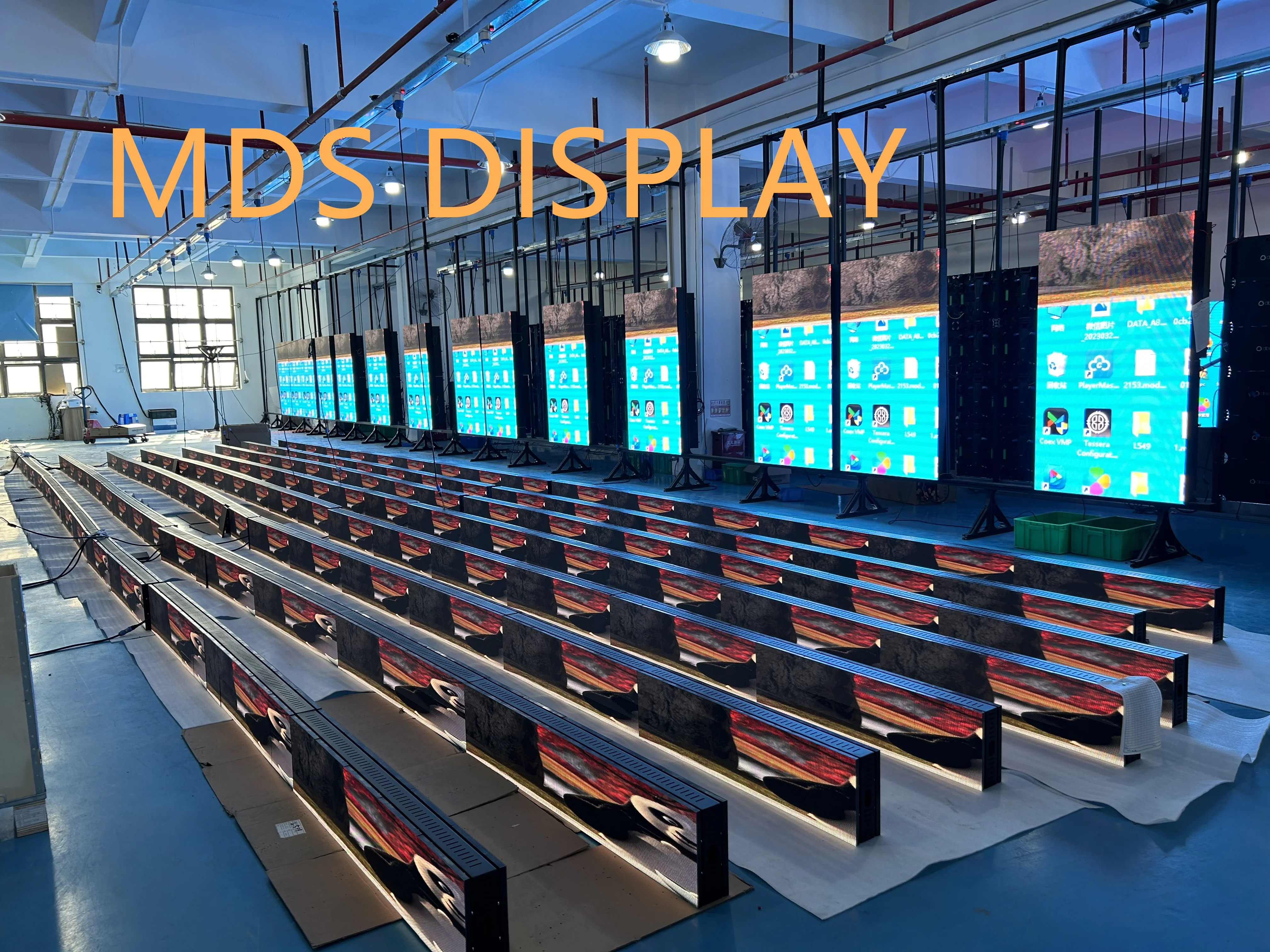 Display a LED per interni MDS Display a LED commerciale P1.86mm P2.0mm P2.5 mm Display video Parete Negozio al dettaglio Schermo commerciale