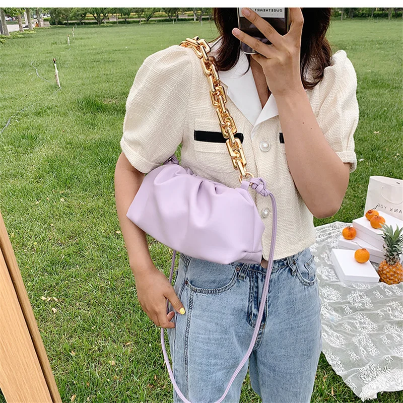 2022 Women Dumplings Messenger Bag Designer Chain Presure Clouser Cloud Female Crossbody Shoulder Bag Tide Handbag Clutch Bag