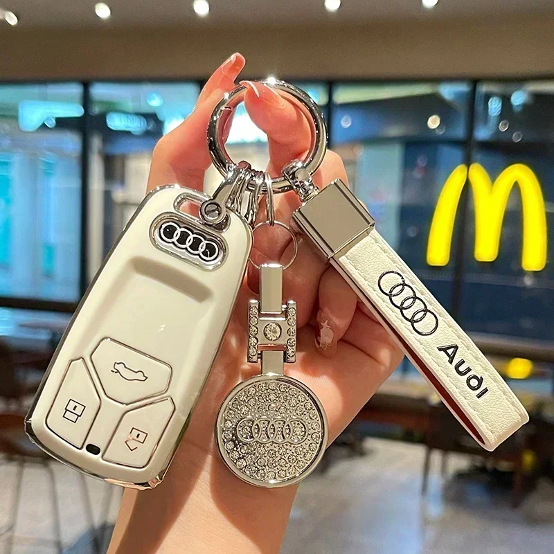 TPU Car Key Case Cover Protector Holder Shell Bag For Audi Q3 A4 A5 Q5 Q7 SQ7 8W S4 S5 TT TTS 8S RS TFSI Keychain Accessories