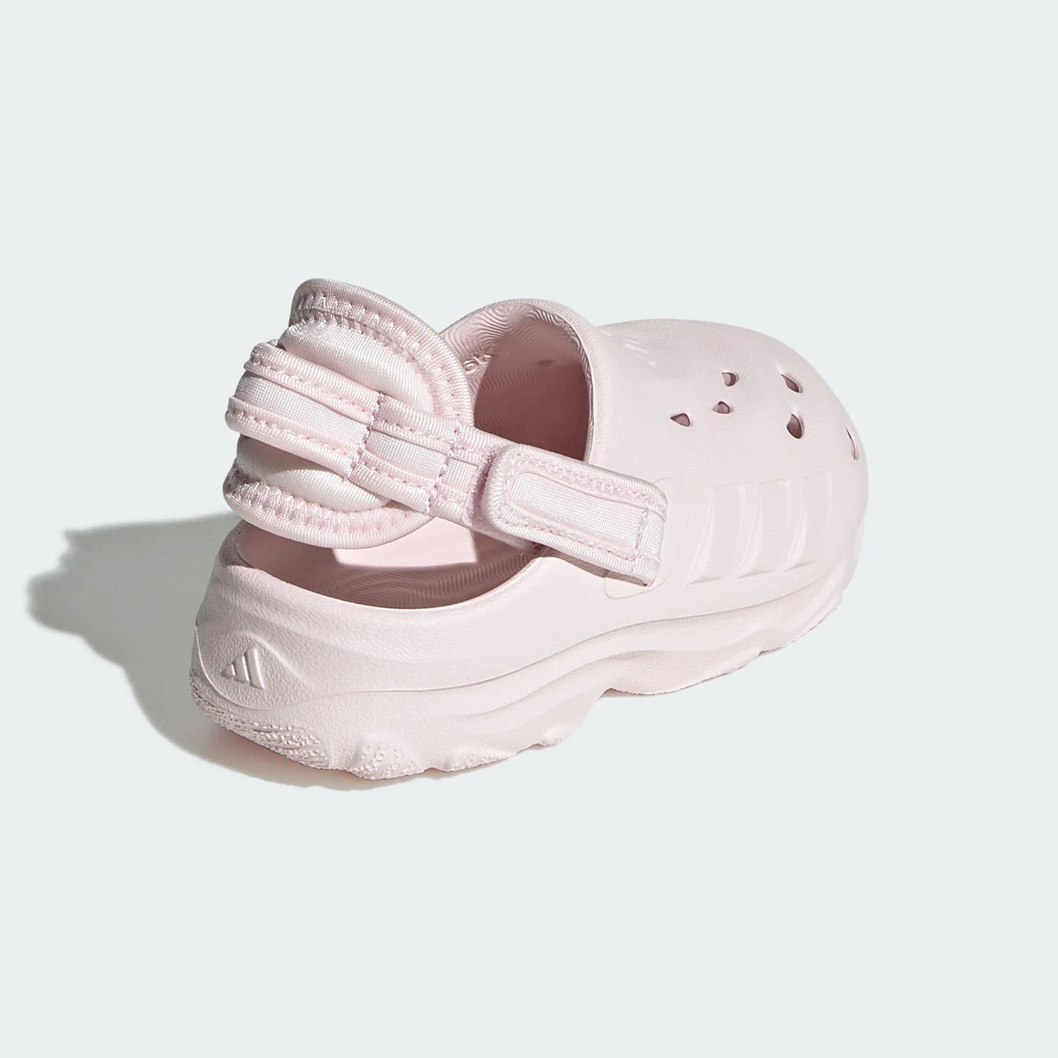 صنادل Adidas Authentic Maxxclog للأطفال خفيفة الوزن سهلة الارتداء JS1307