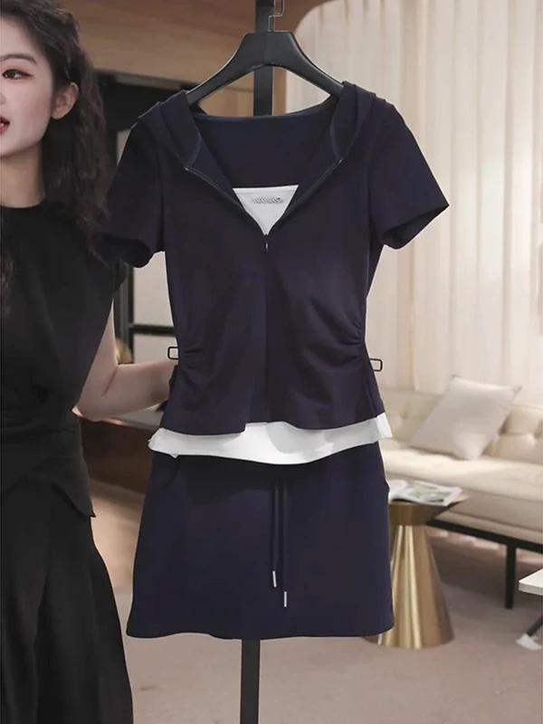 

Fashionable Casual Summer 2026 Women's Ensemble Short Skirt Top Set Elegant Complete Outfit T-Shirt Style Commute Wind