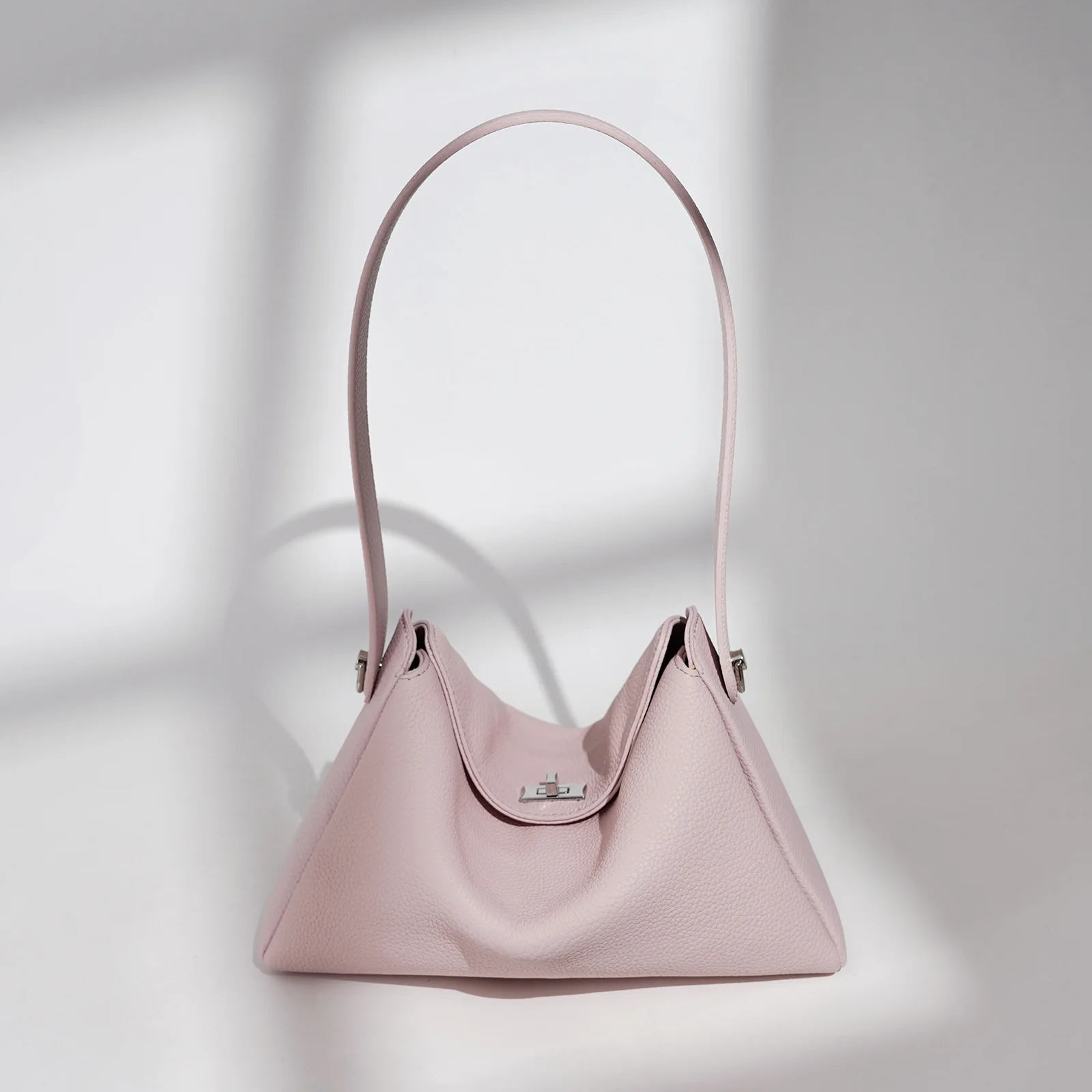 2026 New Spring And Summer Exquisite Women Bag Versatile Simple Shoulder Bag Natural Head Layer Cowhide Light Luxury Women Bags