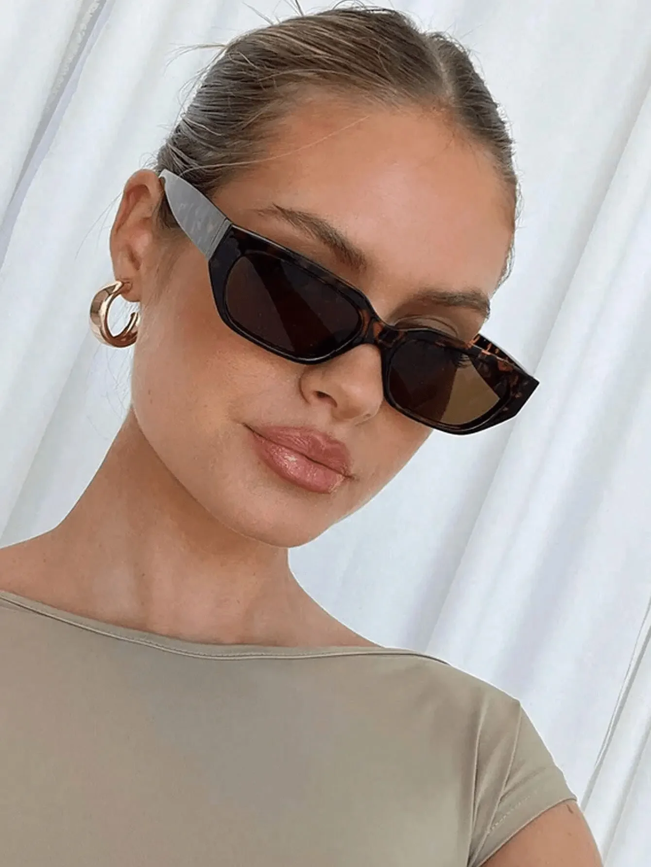 

1pc Rectangular Fashion Glasses Retro Versatile Exquisite Street Photography Daily Women's Fashion Glasses