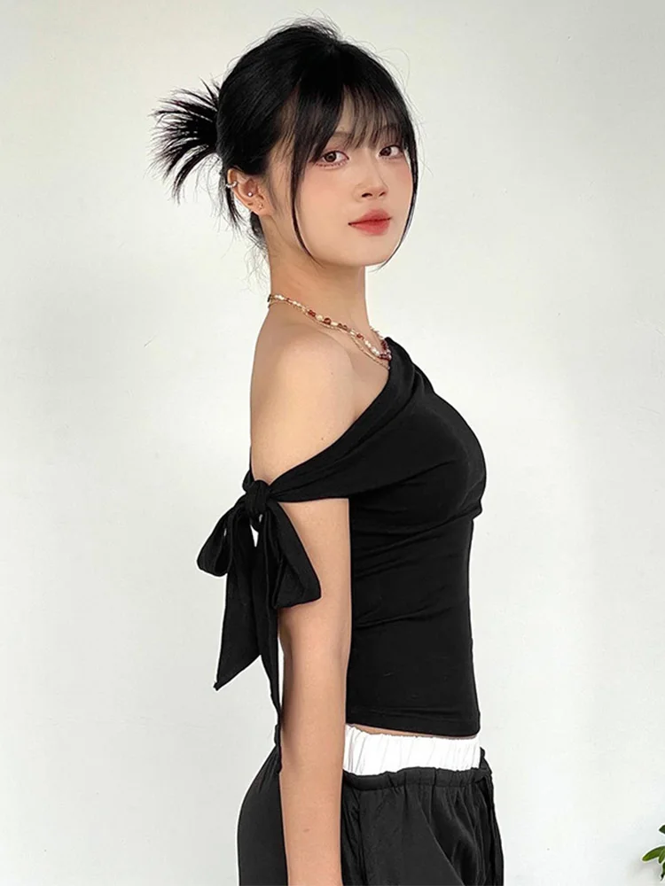2025 Women'S Summer Ins Style New Shrink Pleated One-Shoulder Crop Top Backless Twist Tie Asymmetric T-Shirt Casual Top image 3