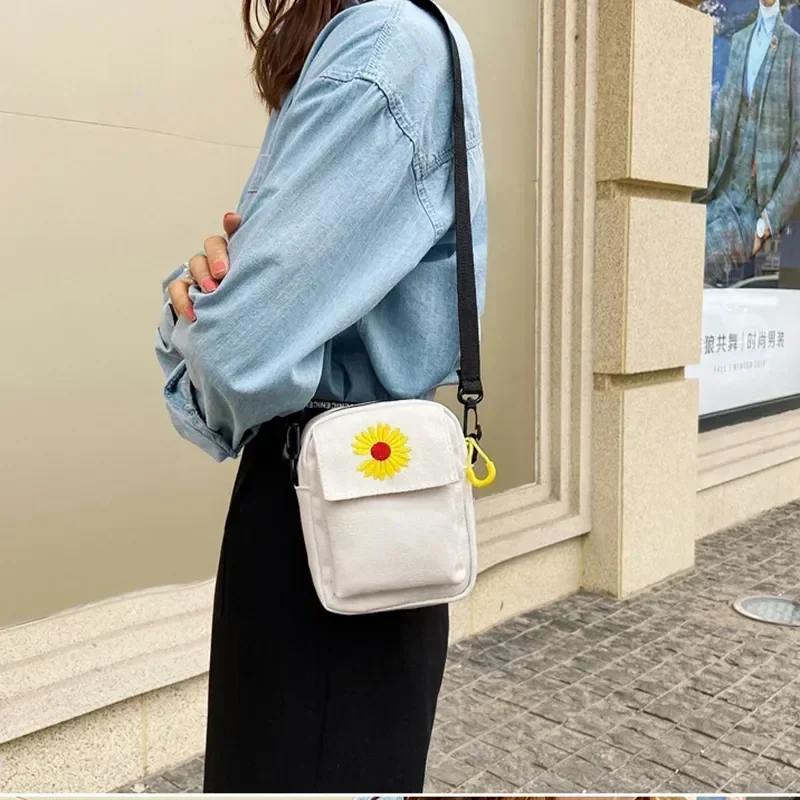 BLB02  Women's Single Shoulder Bag Fashion Solid Color Casual Handbag Outdoor Daisy Canvas Handbag