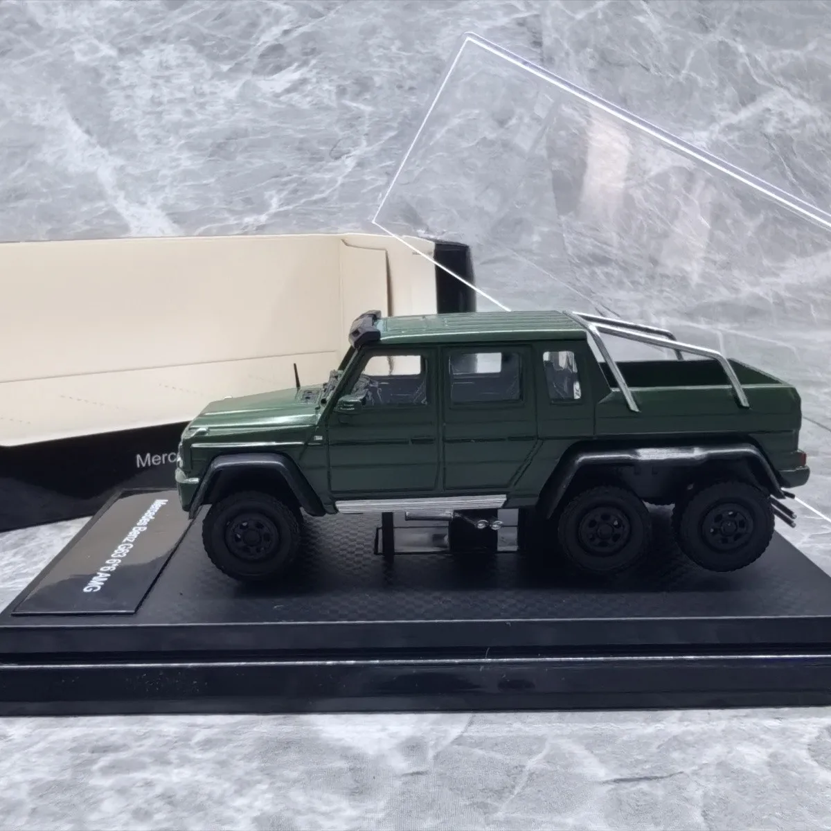 1:64 Mercedes-benz G-class G63 6x6 Amg Diecast Pickup Truck Model Approximately 9cm