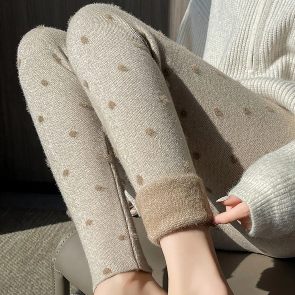 

Simple Polka Dot Knitted Leggings for Women Autumn Winter Thick Fleece All-matched Render Pants Slim Warm Long Johns