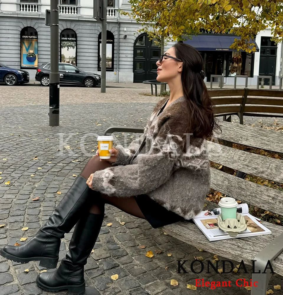 

KONDALA женское элегантное винтажное пальто жаккардовое свободное пальто с v-образным вырезом на пуговицах новинка 2025 весна/осень модное вязаное повседневное пальто Mujer