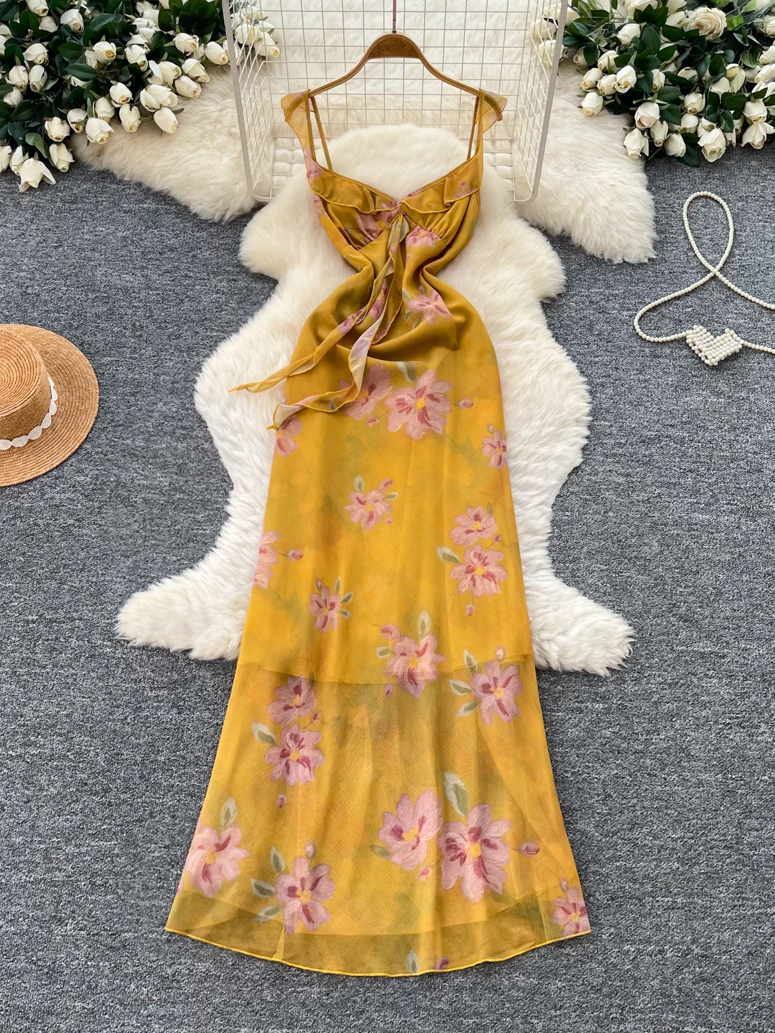 Summer Floral Print Sleeveless Halter Dress Women's Fashion 2026 New Style Flowing Belt Slim Long Skirt French Style High Wai...