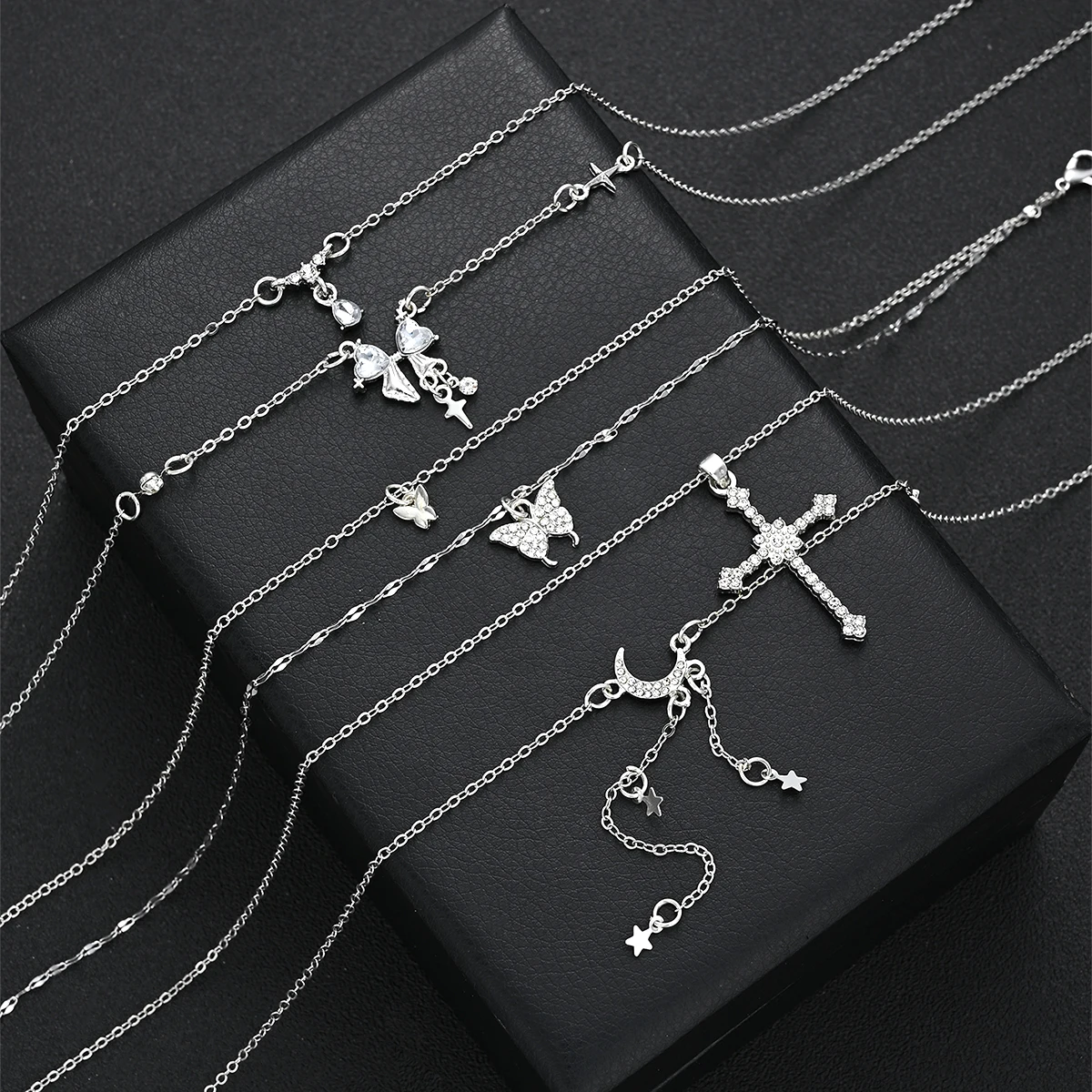 5pcs Elegant Necklace Set For Women Sparkling Zircon Fashion Butterfly Heart Cross Bow Pendant Necklaces Party Jewelry Gift 2026