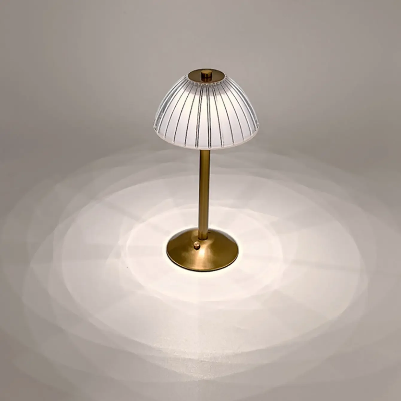

Crystal desk lamp touch switch bedroom bedside lamp retro high-end study art decorative lamp