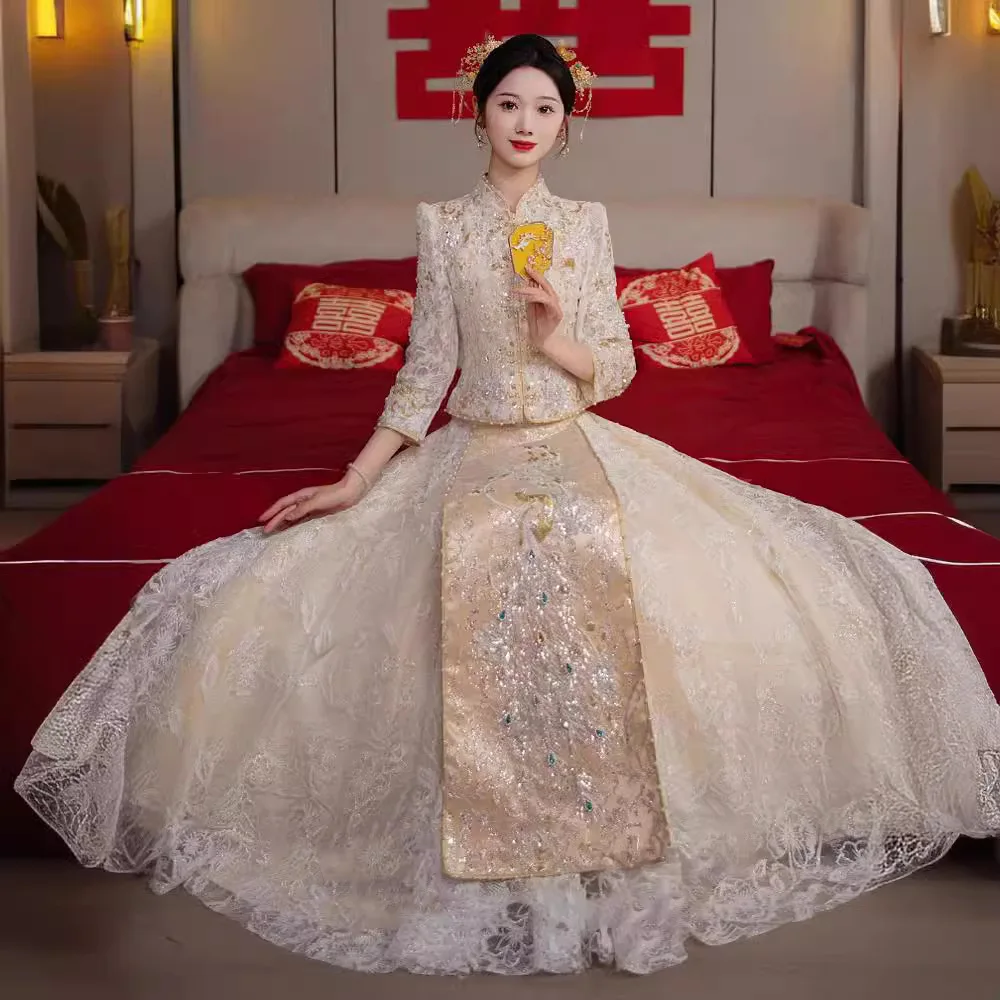 

Traditional Clothing for Women Champagne Xiuhe Bride Wedding Dress Eleganct Chinese Top Toast Set Female Groom Tang Suit