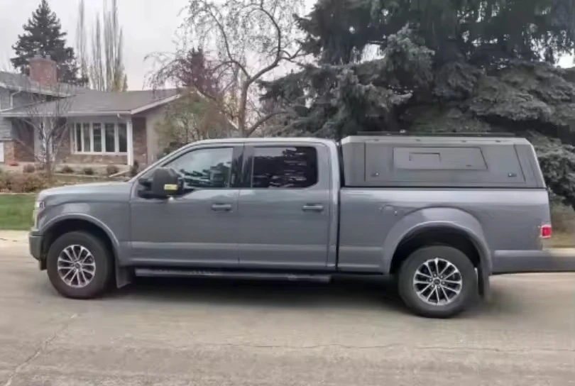 Retractable Aluminum Alloy Waterproof Pickup Truck Tailgate fo F150, with Locking Function and Retractable Feature