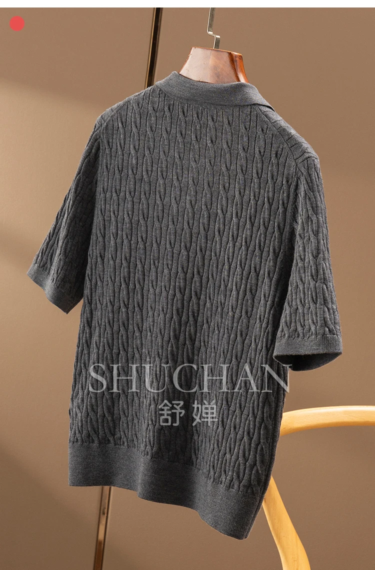 Wczesna jesień, styl \"old money\", retro, skręcony jedwab, wełna, sweter damski z krótkim rękawem i kołnierzykiem polo, dzianina, model 64C7