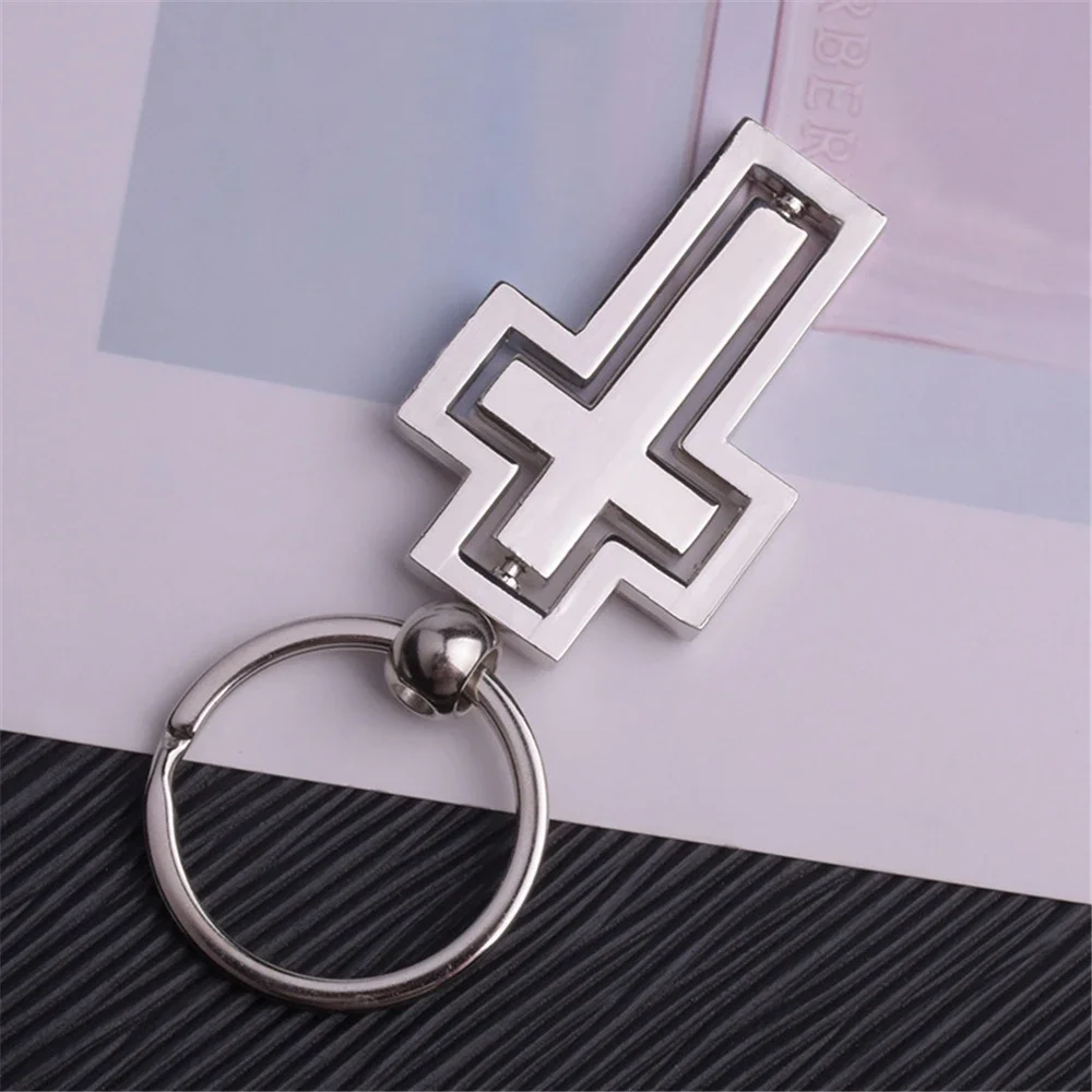 Rotating Cross Keychain Gothic Style 3 Colors Metal Key Chain for Women Man Bag Pendant Car Key Accessories Souvenir Gifts