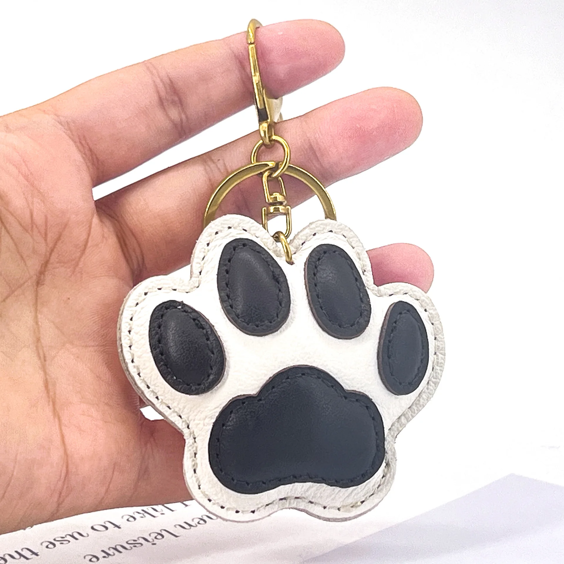 New Cute Cat Paw Key Ring Bag Charms Cow Leather Handbag Pendant Trendy Luggage Bag Accessories Cat Footprint For Women And Men