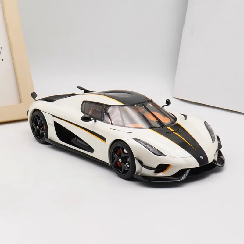 

Diecast Original 1:18 Scale Regera Supercar Simulation Alloy Car Model Static Display Collectible Toy Gift Souvenir Decoration