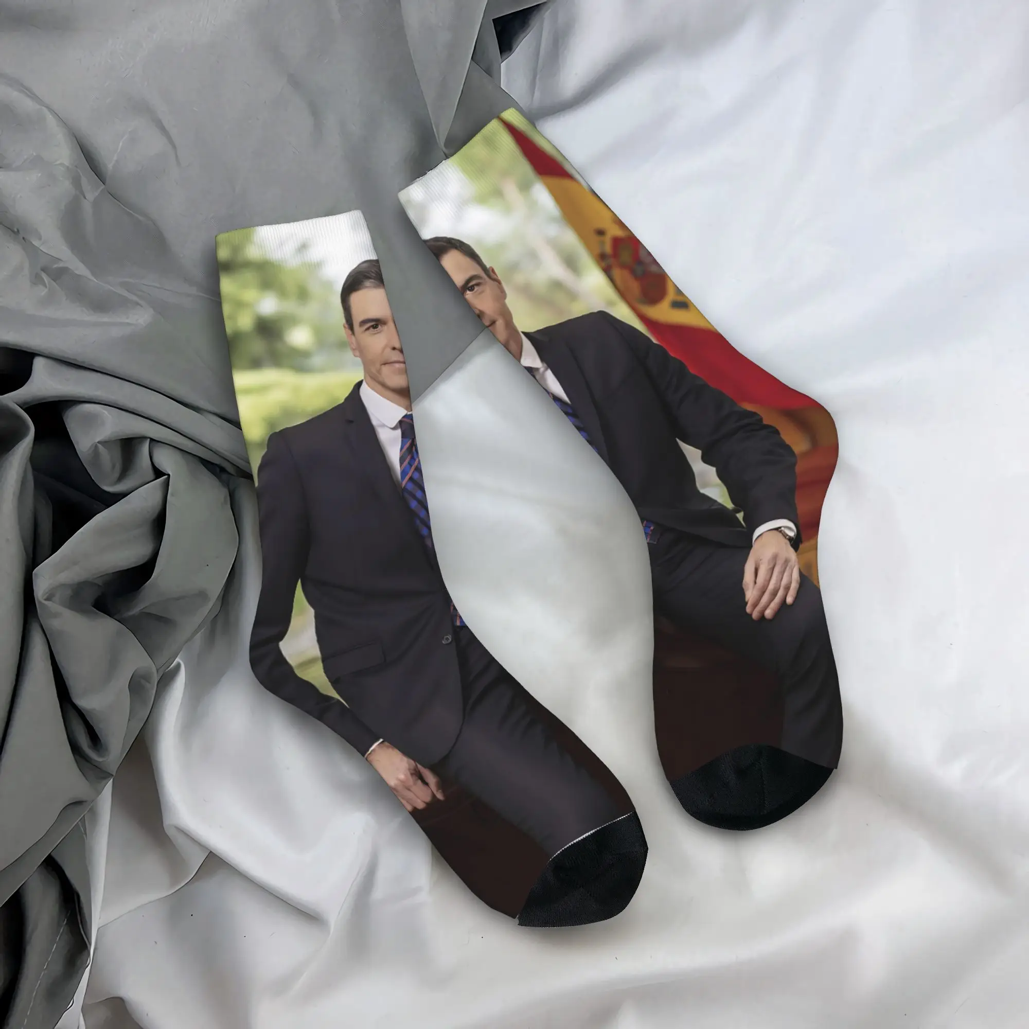 

Pedro Sanchez Spain PSOE Stockings Printed Kawaii Socks Winter Non Slip Socks Couple Skateboard Soft Breathable Socks