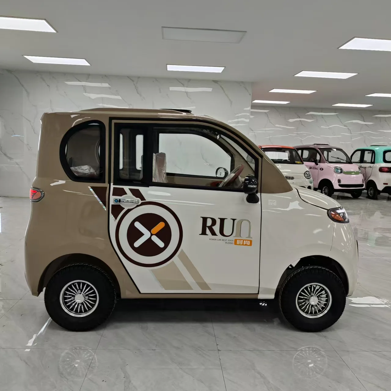 1000W Small Electric Car with CE Support, No Driver's License Requirement, 72v, Mini 4 Wheel Electric Vehicle