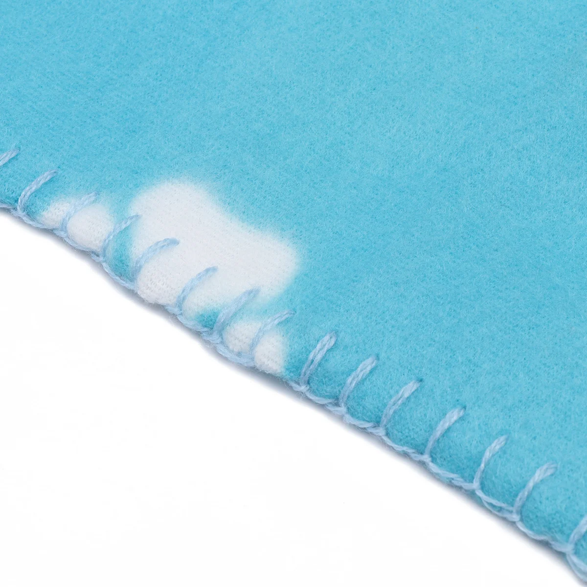 

60x70cm Pet Towel for Dogs Cats Double-Sided Fleece Blanket Super Soft Comfortable Bed Mat All Year Round Use Light Blue with