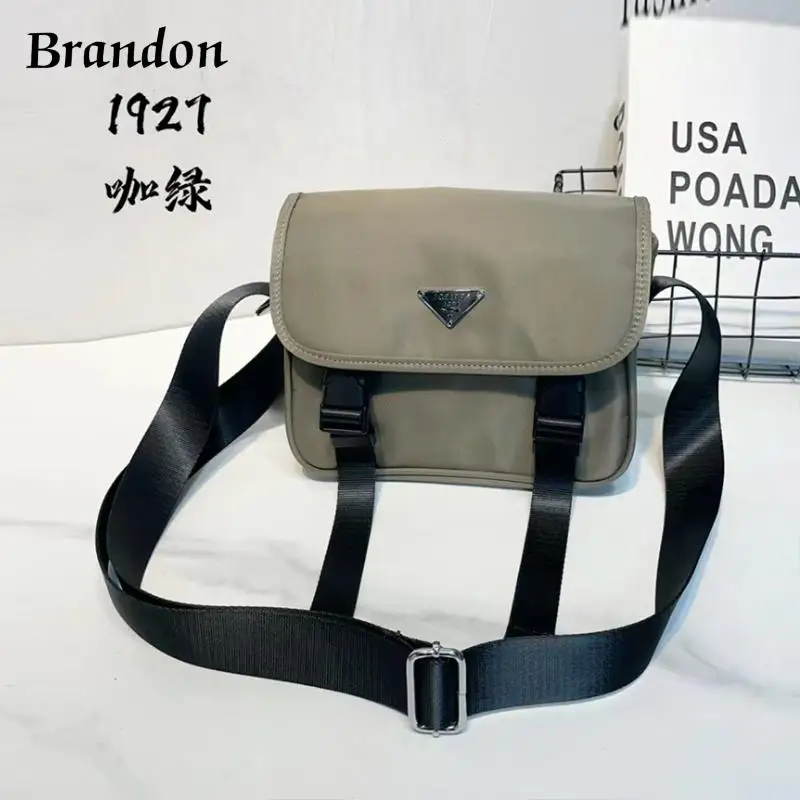 

Waterproof Oxford fabric crossbody bag with flip cover messenger bag casual small square bag versatile commuting bag trendy