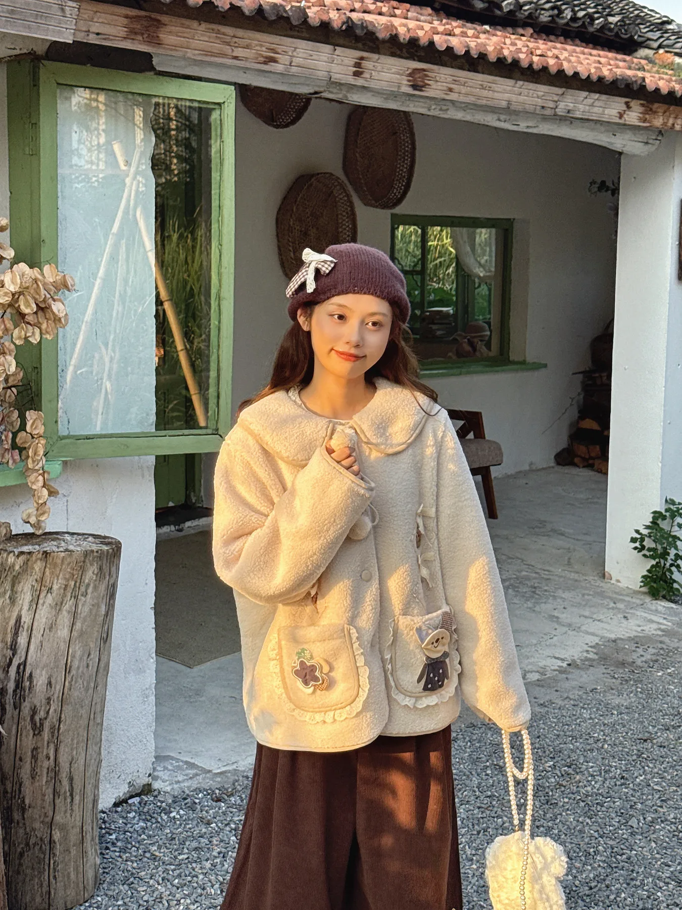 Mori Girls Sweet Lolita Giacca in pelliccia sintetica Autunno Inverno Nuovo 2025 Ragazze giapponesi Carino toppa ricamata Colletto per bambola Cappotti corti