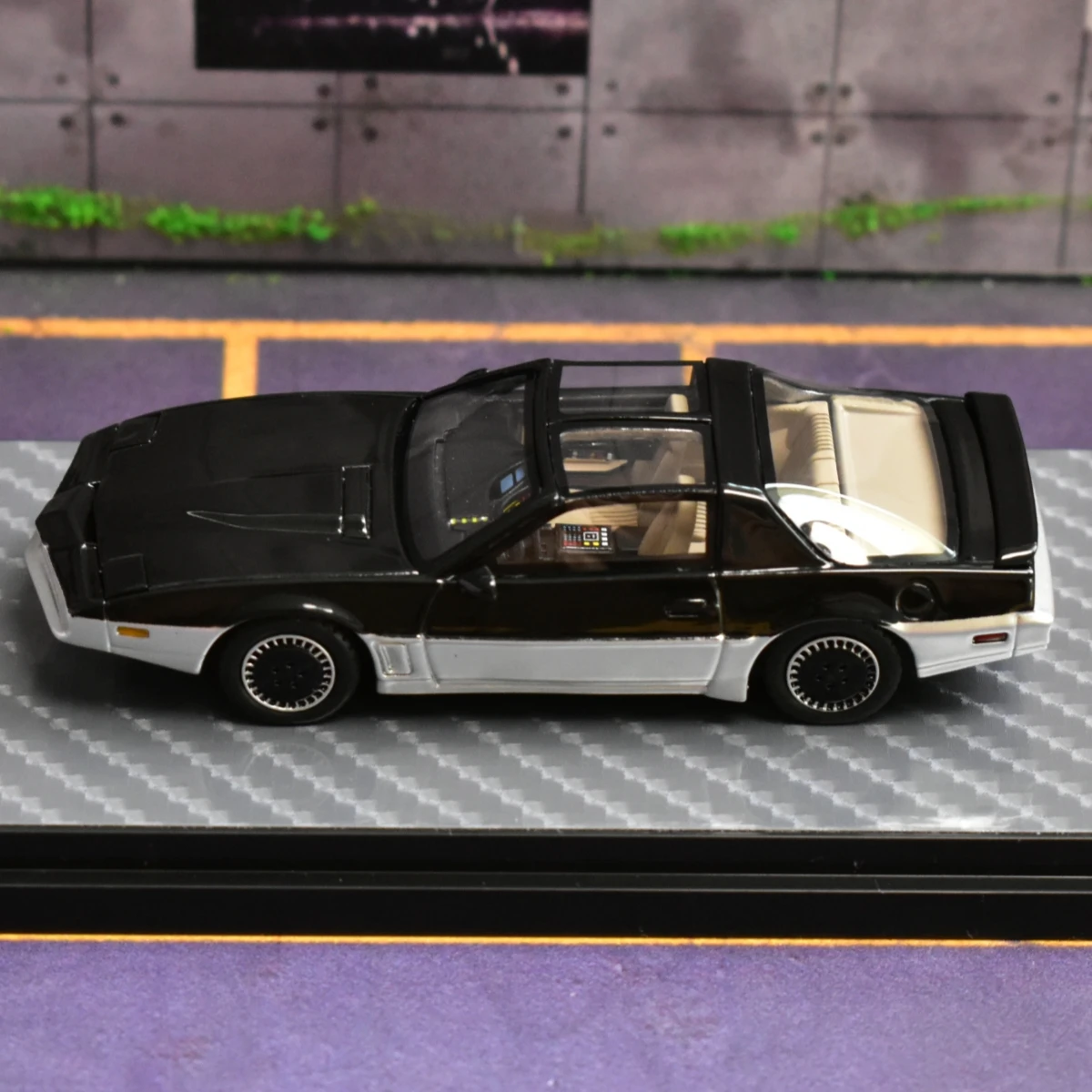 YM modello 1:64 Pontiac Firebird Thunderbolt Ranger modello di auto in resina