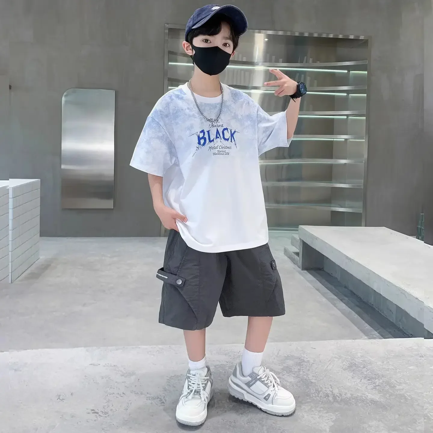 2026 New Summer Boys Cotton Suit Japan High Street Fashion Kids Printed T-shirts Shorts 2 Piece Set High Quality Children's Set