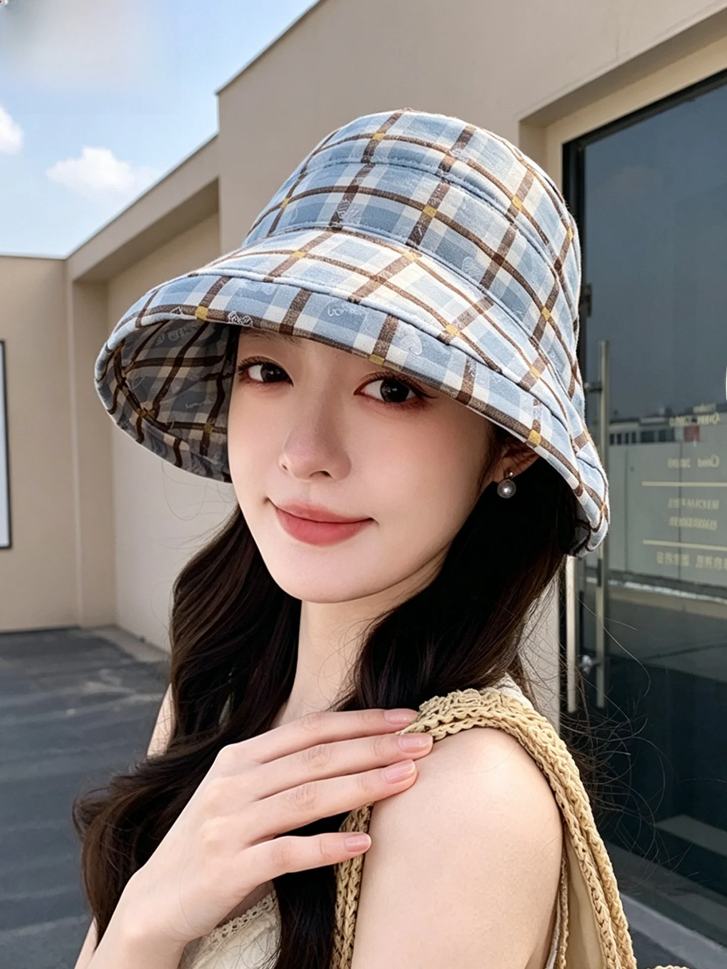 Chapéu de Sol Feminino TUCANO Xadrez com Aba Larga, Estilo Retrô Japonês, Ideal para Viagens de Verão, Efeito Emagrecedor no Rosto, Chapéu de Rede de Pesca, Ajuste Regulável