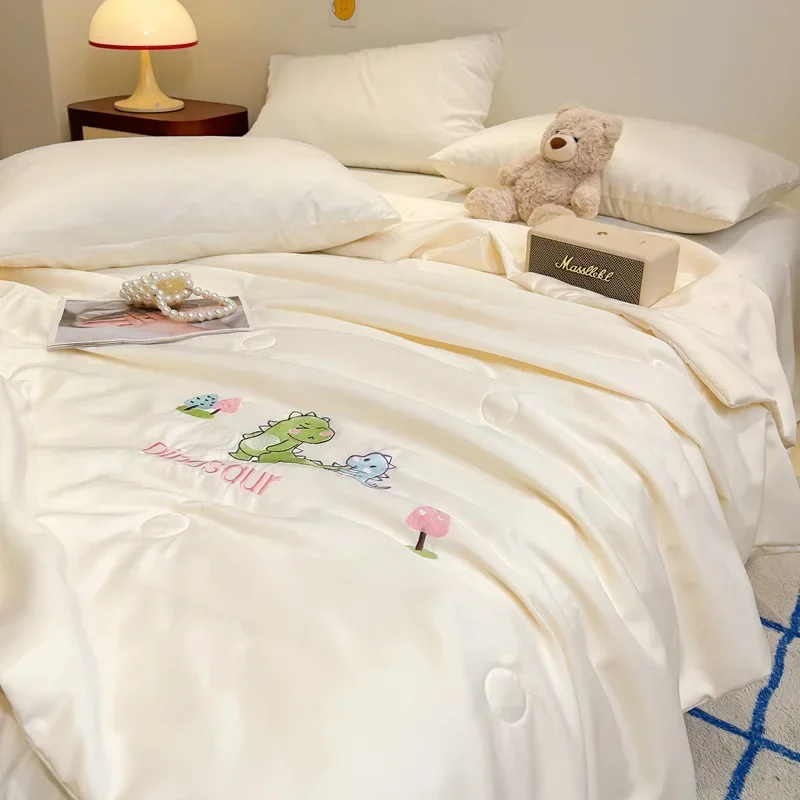 2026 Ice Silky Cartoon Summer Cool Quilt Cozy Air Conditioning Thin Quilts for Naked Sleep Soft Colorfast Home Textile Bedding