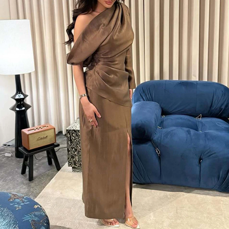 섹시한 사선 어깨 드레이프 가운 롱 드레스 여성 우아한 하이웨이스트 솔리드 파티 드레스 패션 원 슬리브 스플릿 슬림 맥시 드레스