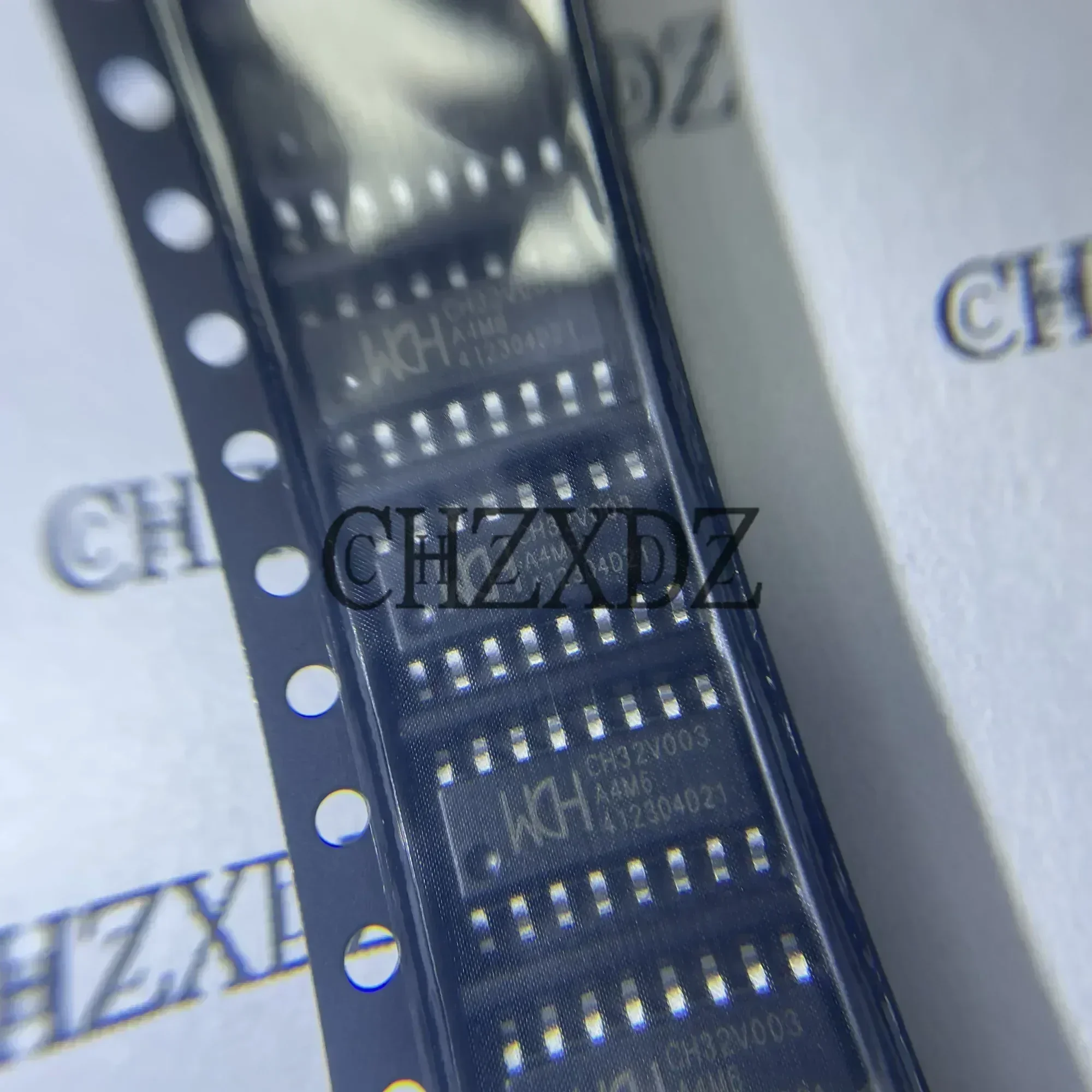 50Pcs/Lot CH32V003 Industrial-grade MCU, RISC-V2A, Single-wire Serial Debug Interface, System Frequency 48MHz CH32V003F4U6