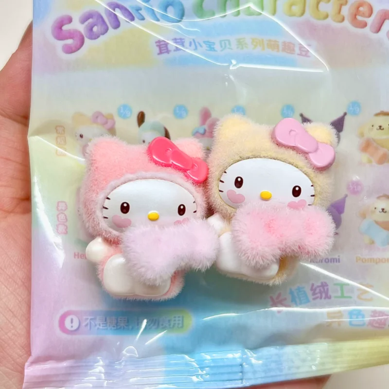

Kawaii Sanrio Mini Blind Box Furry Baby Series Аниме Периферийные устройства Kitty My Melody Kuromi Cinnamoroll Pom Pom Purin Фигурки Игрушки