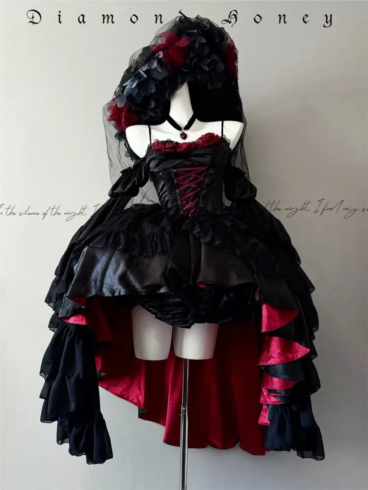 Halloween Dark Gothic elegant red and black birthday coming-of-age dress