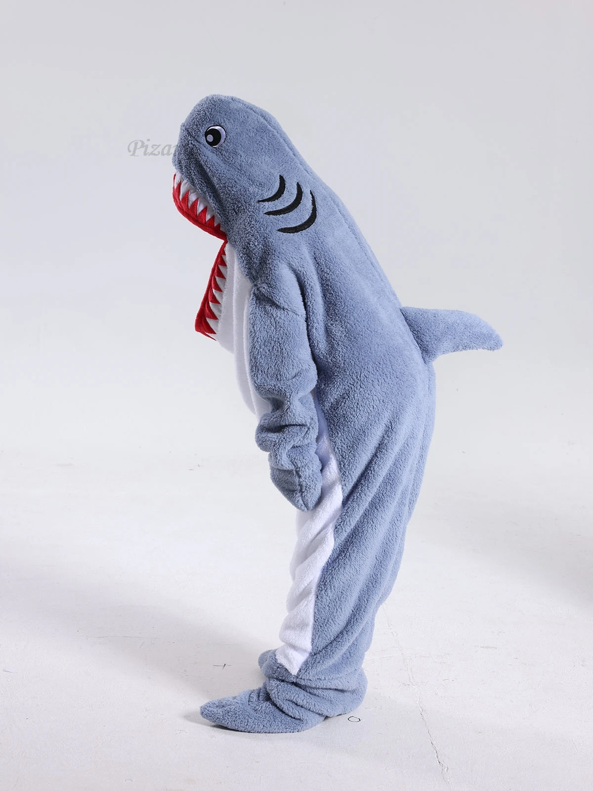 Shark Anime Women Oneises Halloween Cosplay Costume Pijamas Kigurumi Hooded Footed Jumpsuits Winter Warm Adult Sleepwear Pajamas