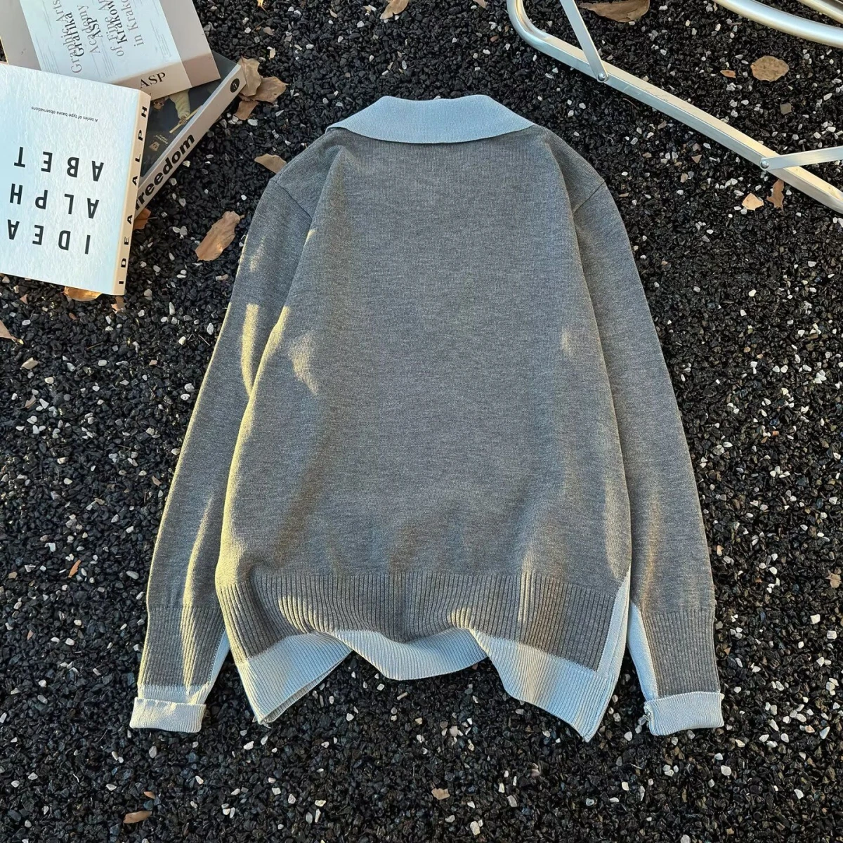 회색 브이넥 스플라이스 니트 스웨터 남성용 가을 겨울 루즈핏 긴팔 베이스 레이어 탑 레트로 스타일 한국 버전