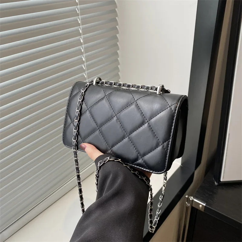 Simple texture solid color versatile ins messenger bag