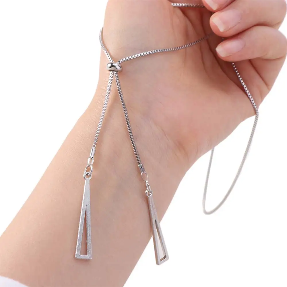 Adjustable Geometric Sweater Chain Exquisite Elegant Triangle Pendant Necklace Light Luxury Temperament Tassels Necklace