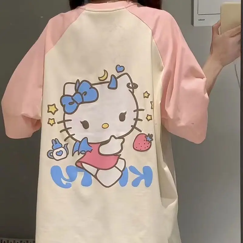 

Летняя футболка с коротким рукавом и принтом Hello Kitty для девочек