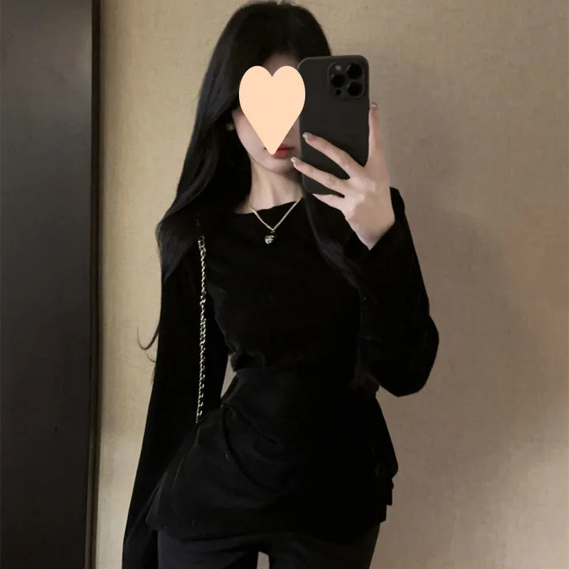 

Women's Pure Desire Backless Lace Patchwork Velvet Long Sleeve Top Fall New Irregular Waist Cinching Slimming Base Layer Top