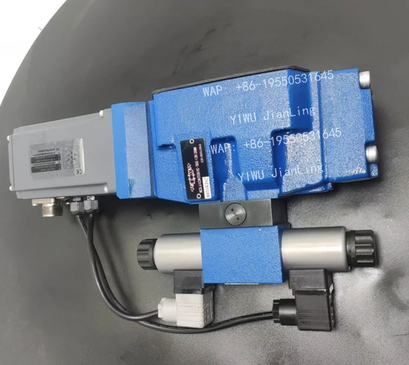 Original Rexorth Proportional Directional Valve 4WRKE10E100L-3X/6EG24K31/A5D3M R900708263, Directional Control Valve R900708263