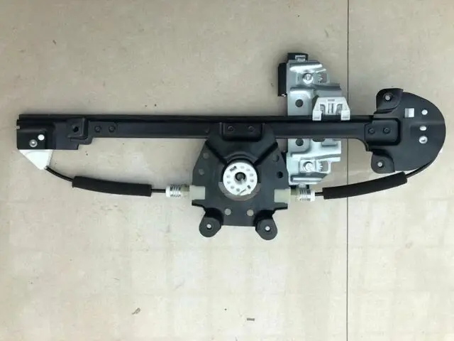 

Кронштейн регулятора окна в сборе. 1 шт. Левая и правая передняя задняя сторона для китайского SAIC ROEWE 750 MG7 2010, автомобильная часть двигателя 10004549