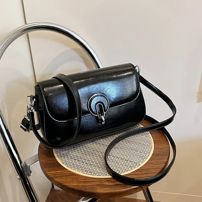 

Classic Popular Women's Handbag - Leather Crossbody Shoulder Bag With Adjustable Strap, Ladies Luxury Messenger Style