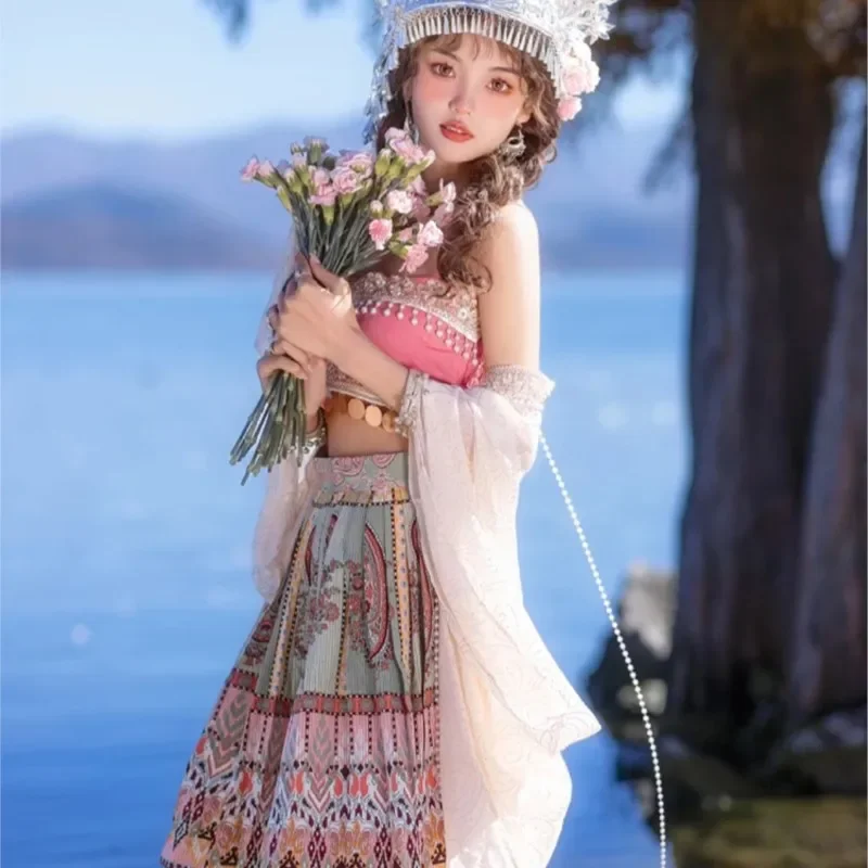 Hanfu เสื้อผ้าสตรีสไตล์พื้นเมือง Xishuangbanna Dai แปลกใหม่สไตล์โบราณ