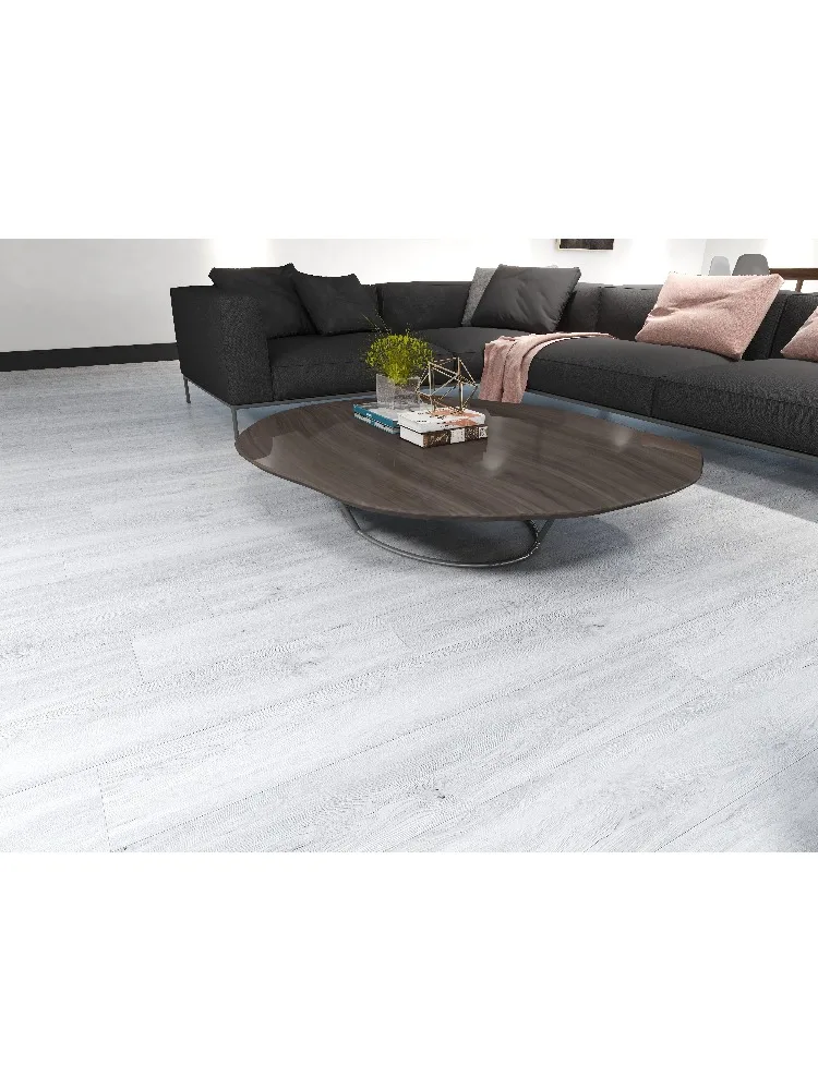 Azulejos de piso de PVC de estilo de madera de Pvc impermeables de versión personalizada