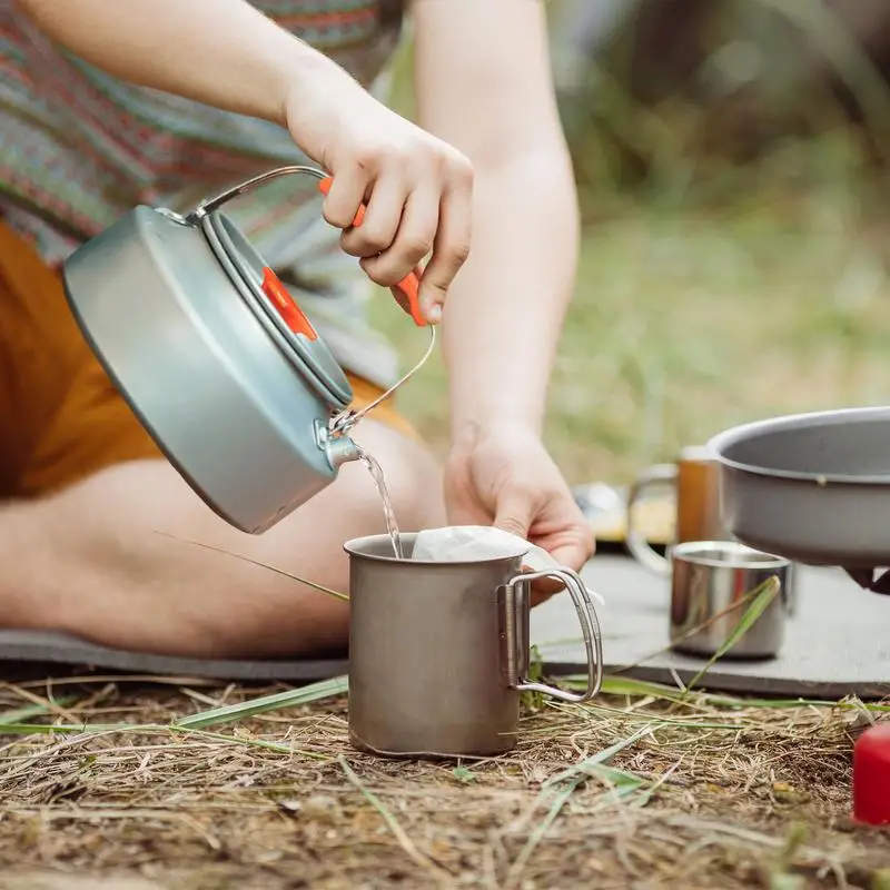 

1.6L Camping Water Kettle Outdoor Teapot Coffee Kettle Tableware Stainless Steel Teapot Coffee Pot Hiking Backpacking Kettle