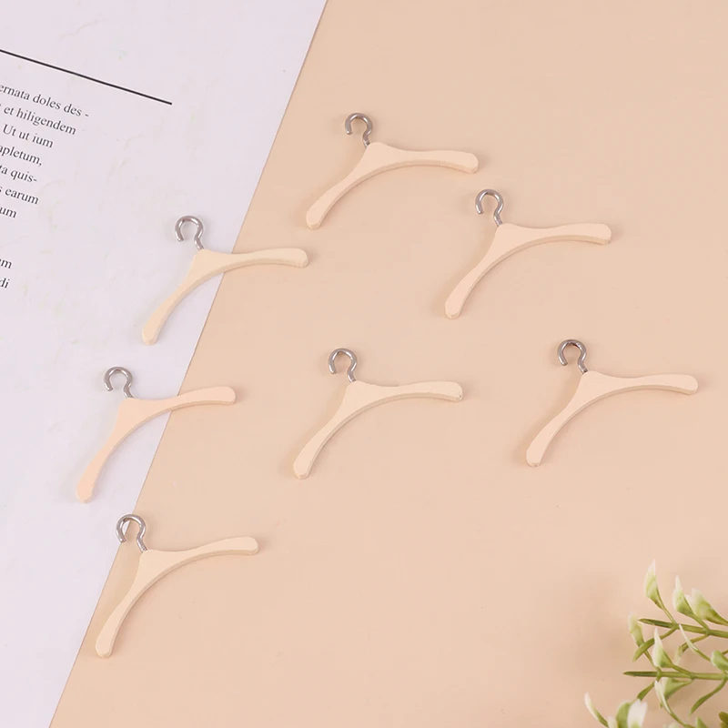 5Pcs 1:12 Dollhouse Miniture Coat Hanger Simulation Decoration Dolls Accessories Kids Pretend Play Toys